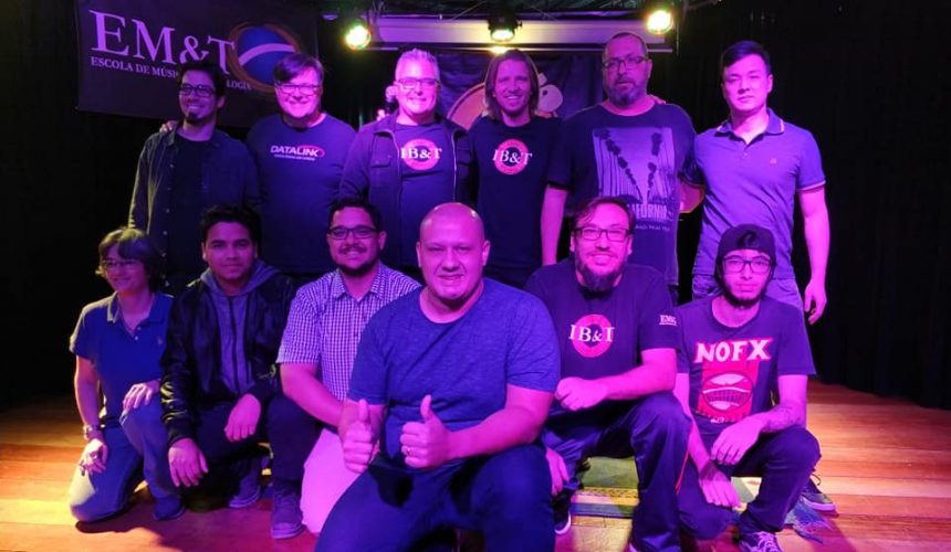 Show de alunos de baixo – junho de 2018 Show de alunos de baixo – junho de 2018
